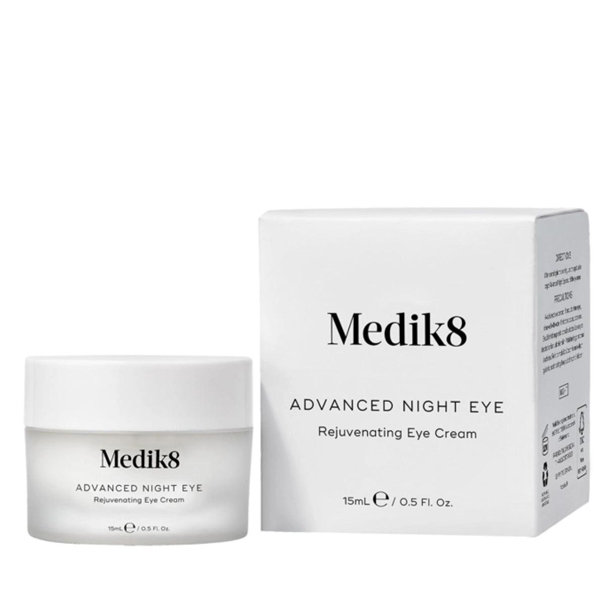 MEDIK8 Advanced Night Eye 15 ml uudistaa samaa ja väsynyttä silmänympärysihoa yöllä nukkuessasi